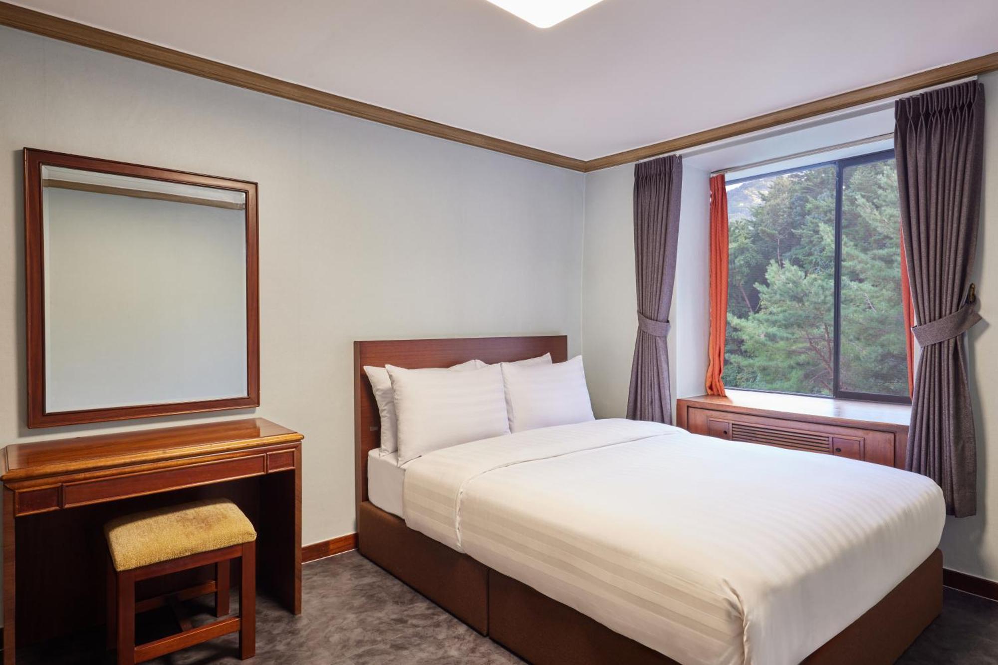 Osaek Greenyard Hotel Yangyang Room photo